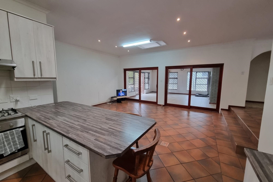 To Let 3 Bedroom Property for Rent in Vredekloof Western Cape